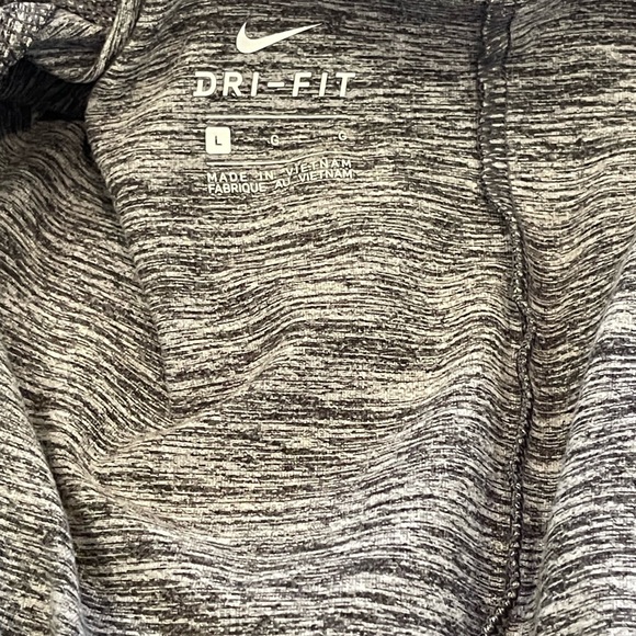 Nike Dri Fit Yoga Waterfall cardigan size L - Picture 3 of 3